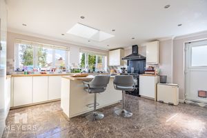 Photo 18- click for photo gallery